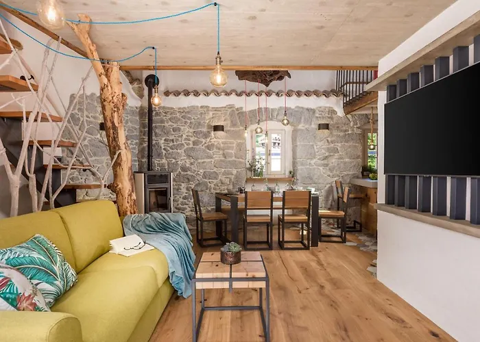 Amazing In With Kitchen *