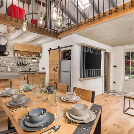 Amazing In With Kitchen Feriehus *